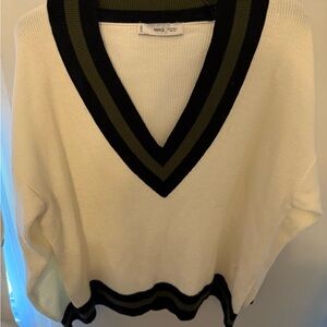 Mango Women's V-Neck Sweater - White and Black with Green Accents